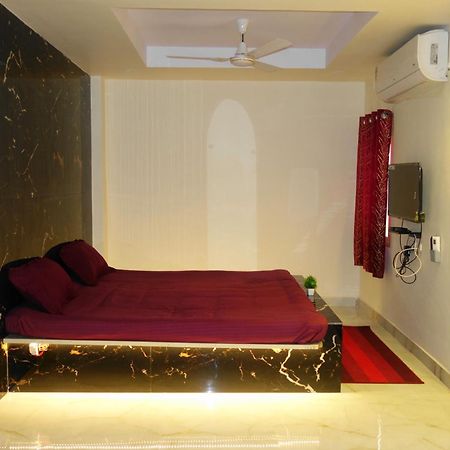 Hotel HCB  Brahmapur Bagian luar foto