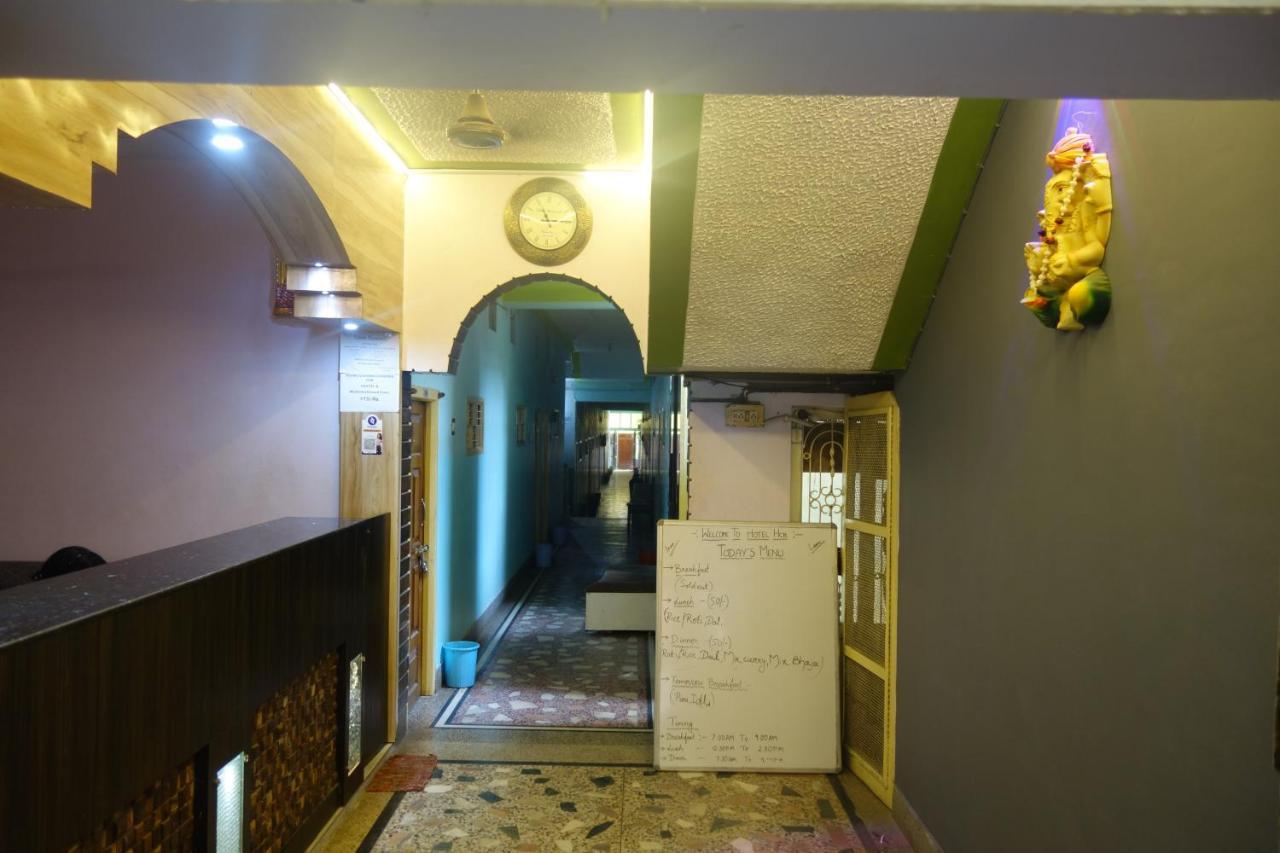 Hotel HCB  Brahmapur Bagian luar foto